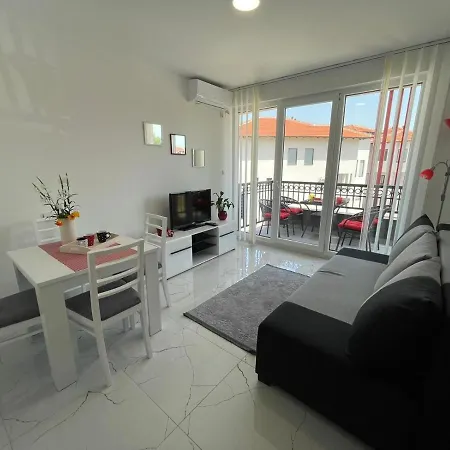 View Tasic 1 * Veliko Gradiste